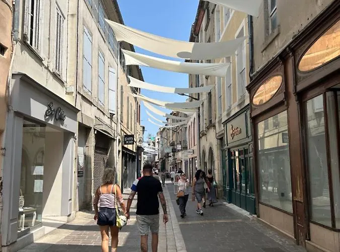 Aigle D Or * カルカソンヌ